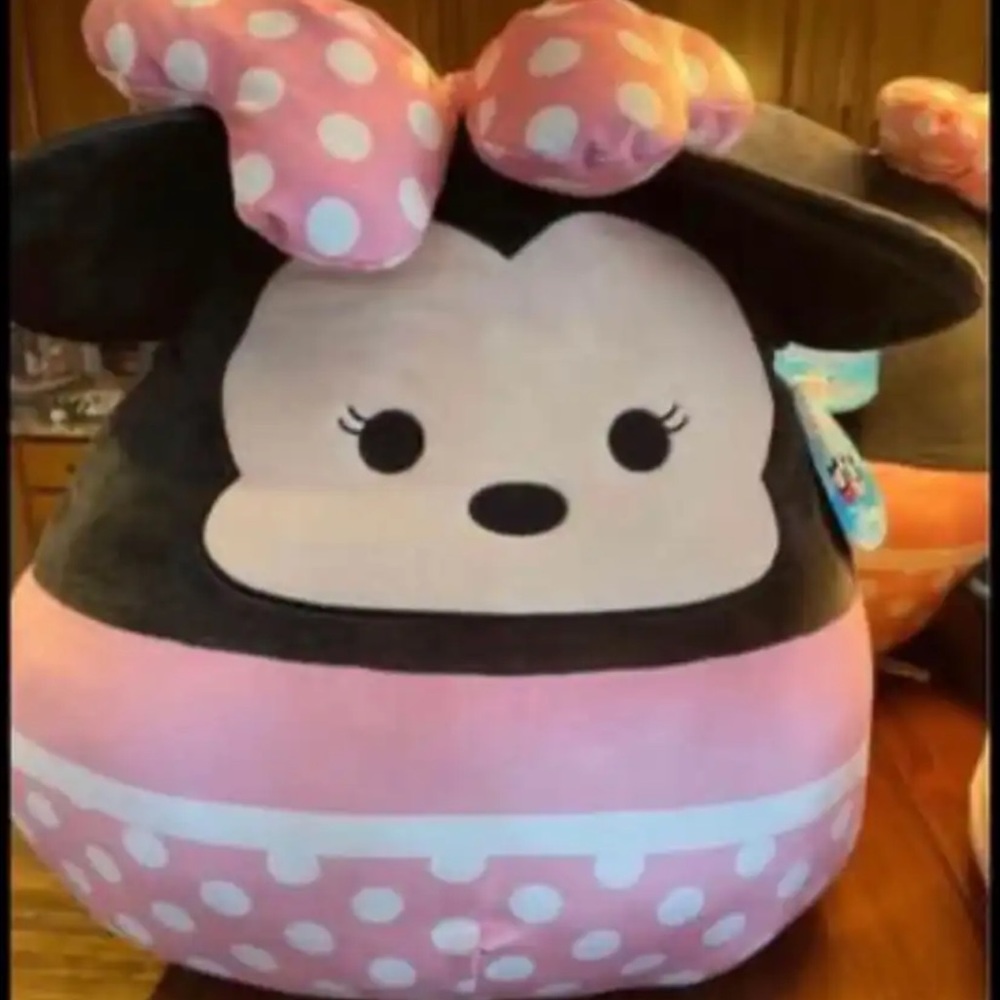 Squishmallow Jumbo Size 24" Disney Minnie Mouse Plush Pillow Kelly Toy. NEW